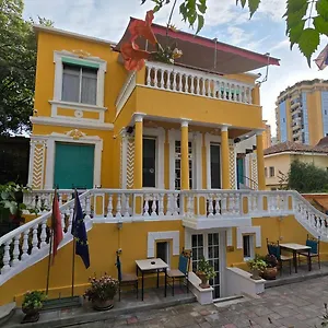 **** Hotel 15 - Center Albania